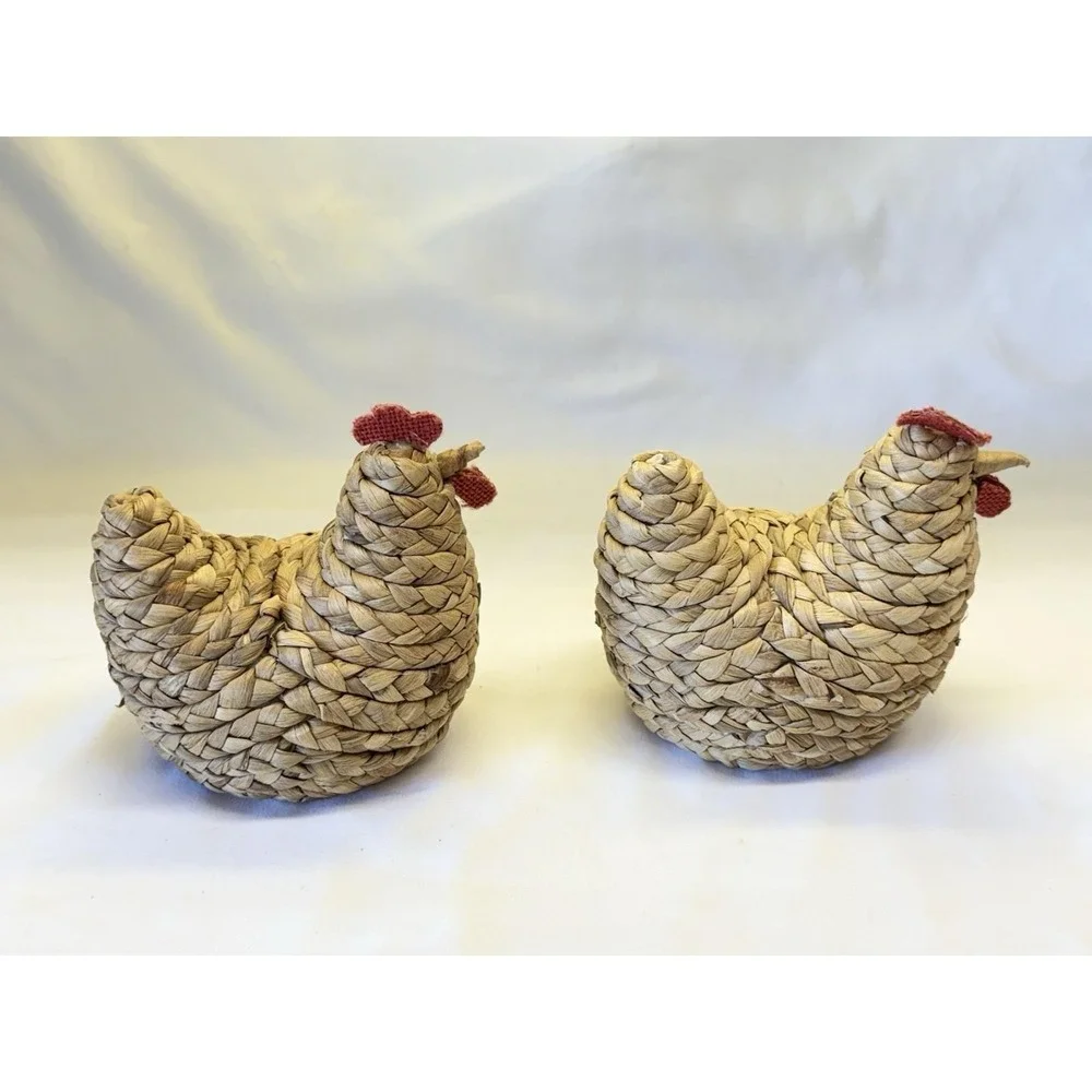 Braided Woven Straw Hen Pair Of 2 Farmhouse Table Decor